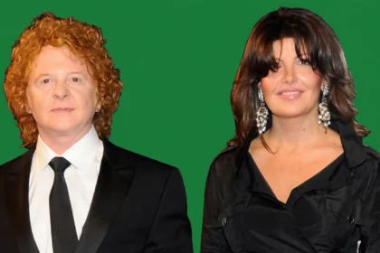 Mick Hucknall Wife